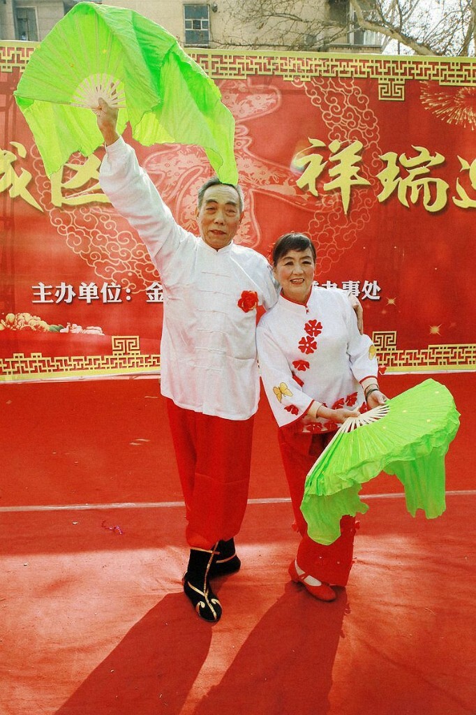 闻鸡起舞
