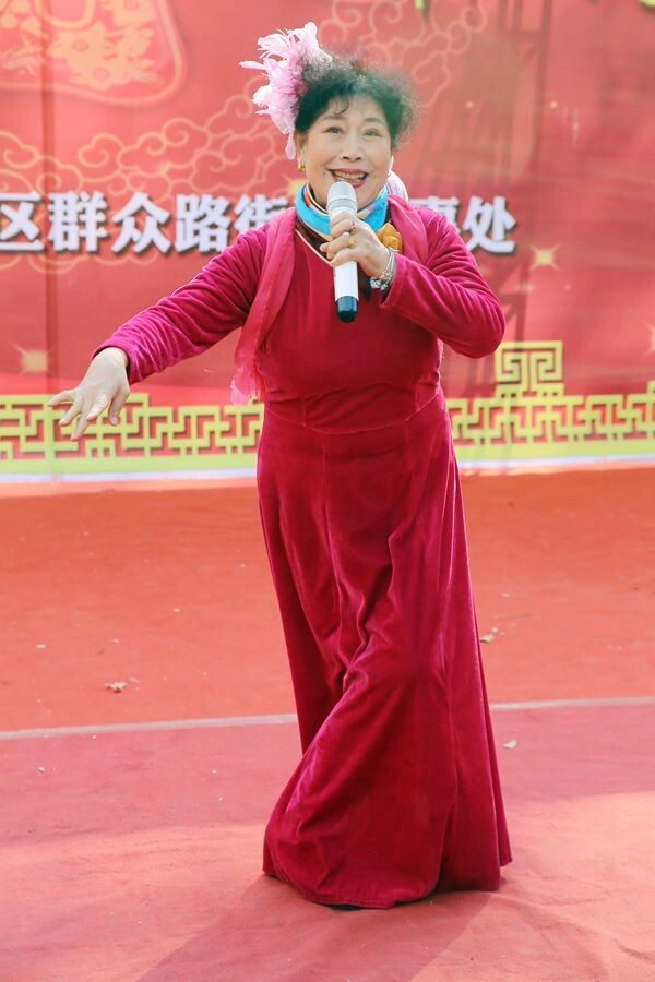 闻鸡起舞