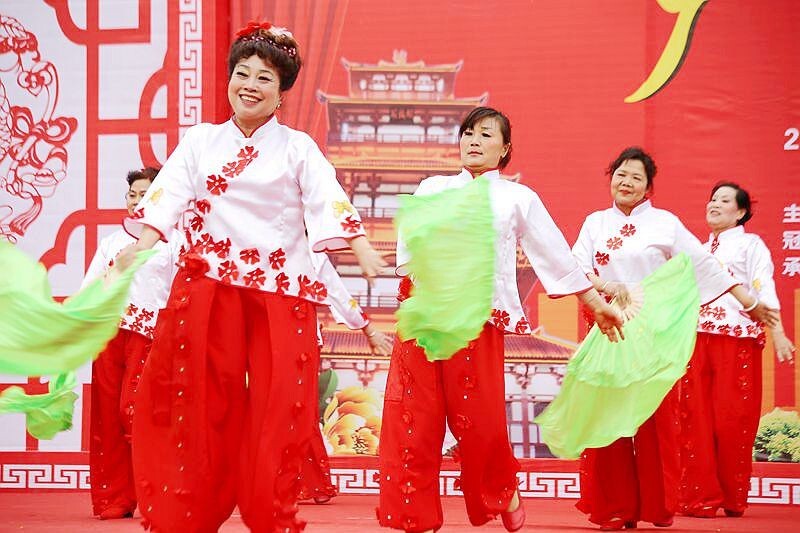 广场舞大赛选段