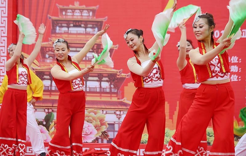 广场舞大赛选段