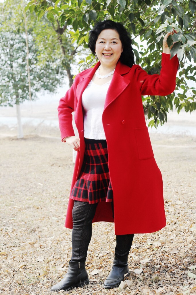 林菲诗人近照