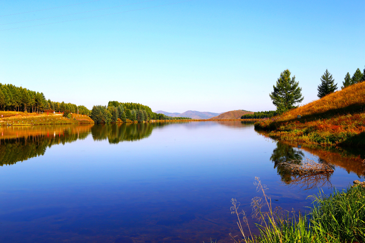 河北塞罕坝神龙潭5611