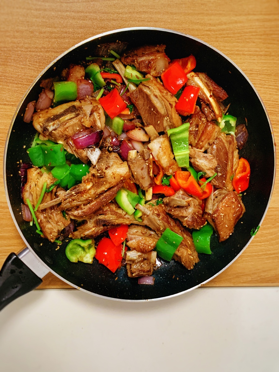 炒烤羊排 - pennyzhe - 图虫