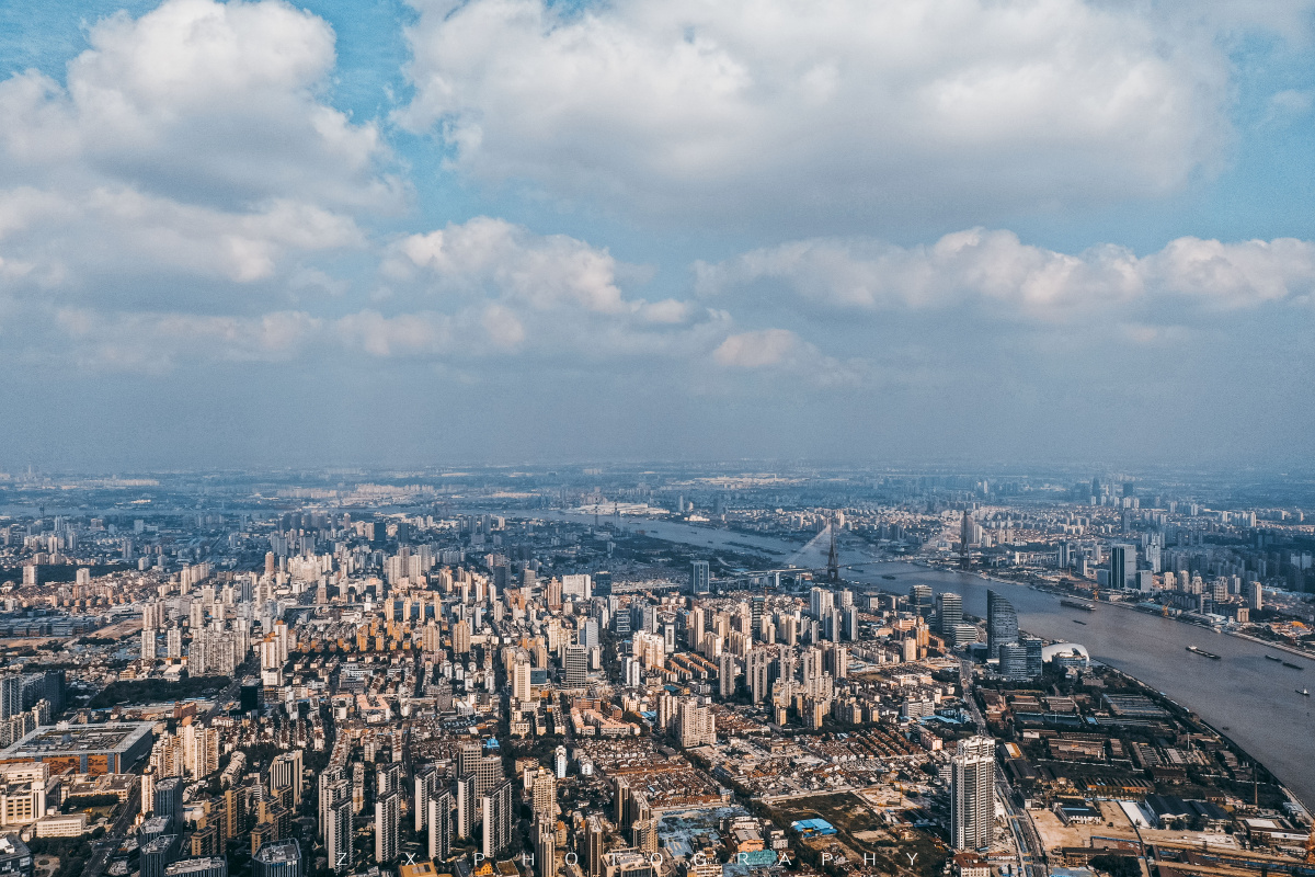 城市之光远走他乡