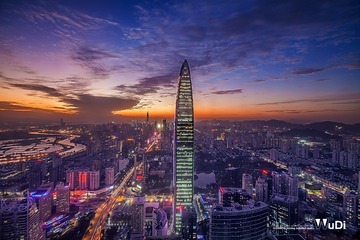 深圳这城市，总有太多的无奈，却又让你不得不爱。