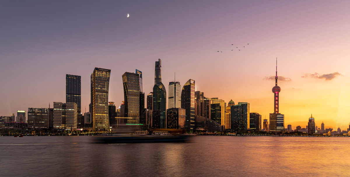 夕阳下的北外滩