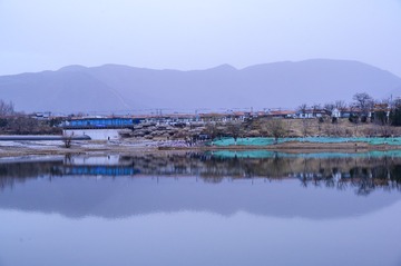 2011042403