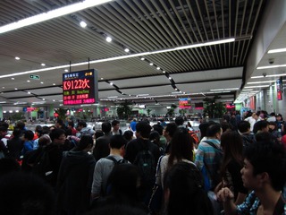 春运深圳火车站