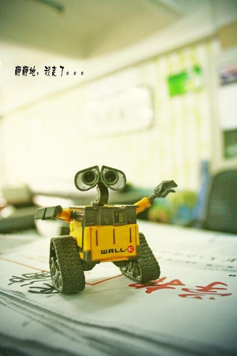 2<br />
记者团