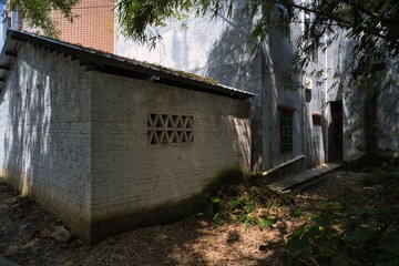 378361