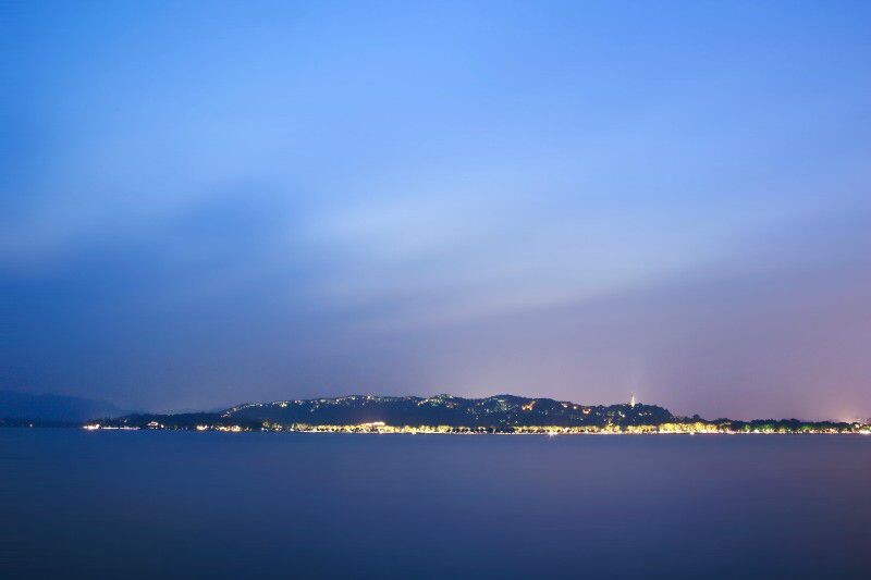 夜西湖