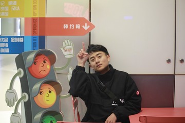 001
