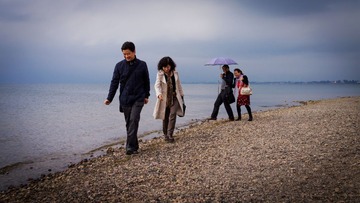 湖边漫步（2013  云南澄江抚仙湖）