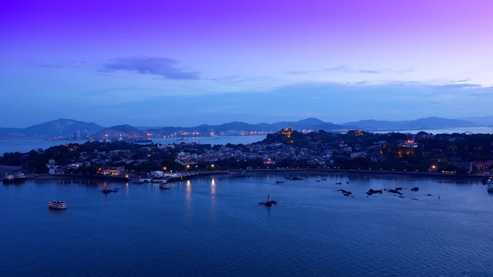 一湾海水鹭江情