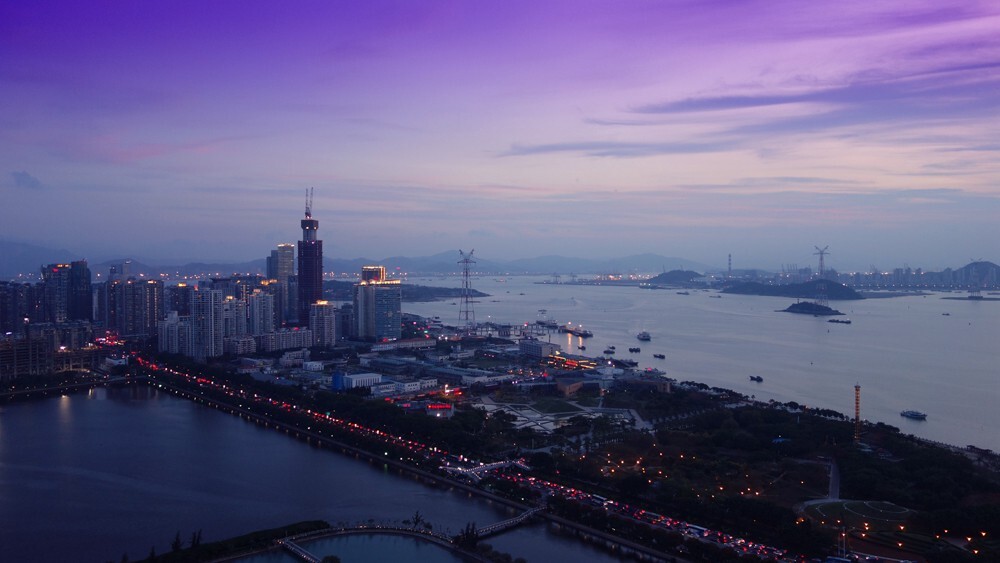 愁去惨淡沧海云