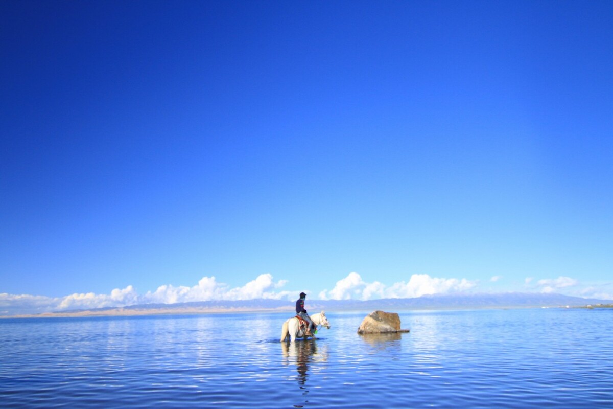 于青海湖拍摄，