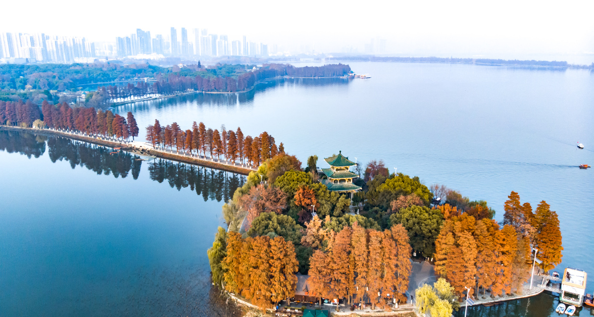 东湖行吟阁