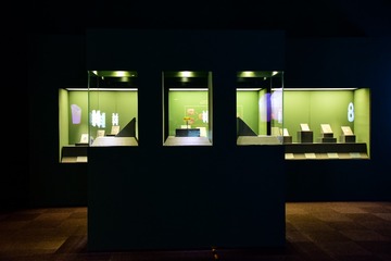 _BAR5893a