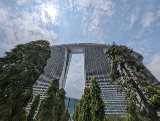 274961