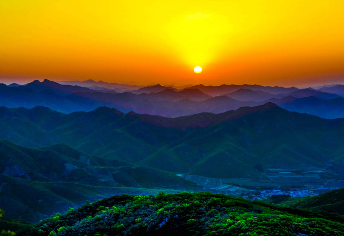 辽宁朝阳大黑山风光