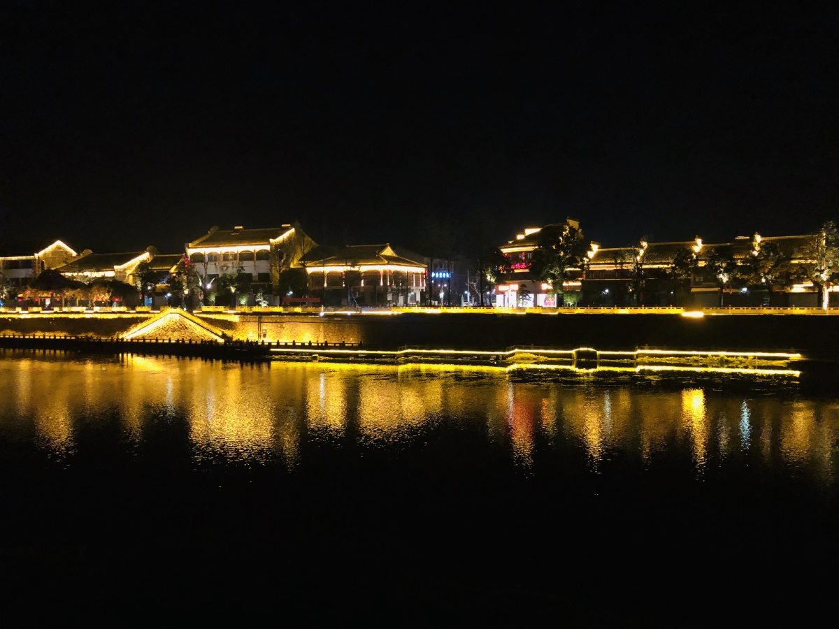 宁波市奉化区溪口镇夜景