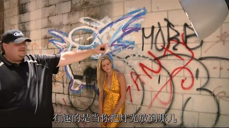 ——新浪微博:<a href="http://weibo.com/AMU2018" target="_blank" rel="nofollow">http://weibo.com/AMU2018</a> 【加关注】定期推送更多免费的摄影教程——<br />
免费共享国外摄影大师优秀摄影教学视频(高清版),陆续整理更新中,感兴趣的摄友请关注,随后陆续整理分享更多有用的教程。本帖视频下载链接: 链接: <a href="http://pan.baidu.com/s/1i4sKHQP" target="_blank" rel="nofollow">http://pan.baidu.com/s/1i4sKHQP</a> 密码: yh94<br />
——喜欢别忘了【关注】 我 并点右上角的 【❤ 分享】给更多人——
