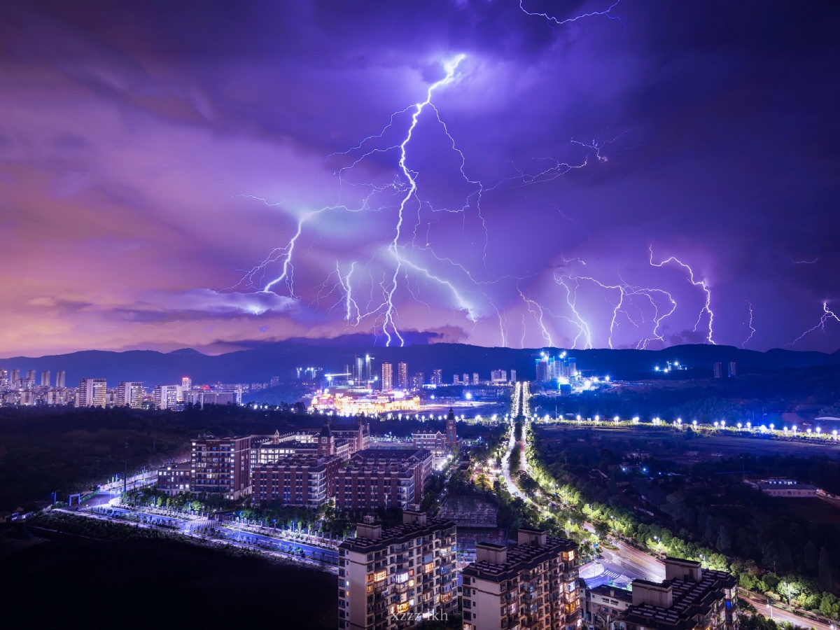 渡劫(昆明终于下雨了)