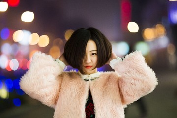 特别喜欢在晚上溜一圈人民路，我心里这是最大连的地方