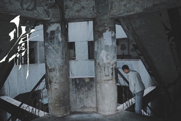 001