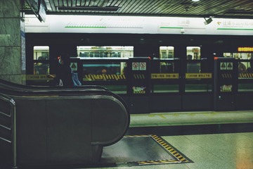 717A185E-327E-4A80-BD59-14F7B5FE2CC1/L0/001