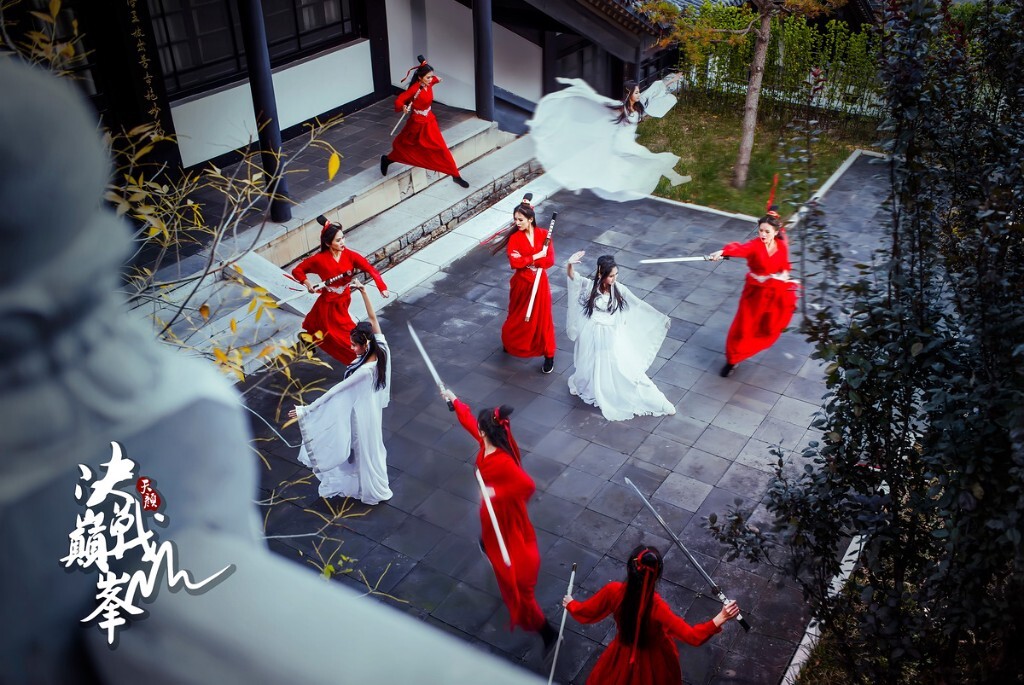 1080P 花絮大电影请点击链接！<br />
<a href="http://v.youku.com/v_show/id_XMTgzMjI2ODcyNA==.html?spm=a2hzp.8244740.0.0&amp;from=y1.7-1.2" target="_blank" rel="nofollow">http://v.youku.com/v_show/id_XMTgzMjI2ODcyNA==.html?spm=a2hzp.8244740.0.0&amp;from=y1.7-1.2</a>