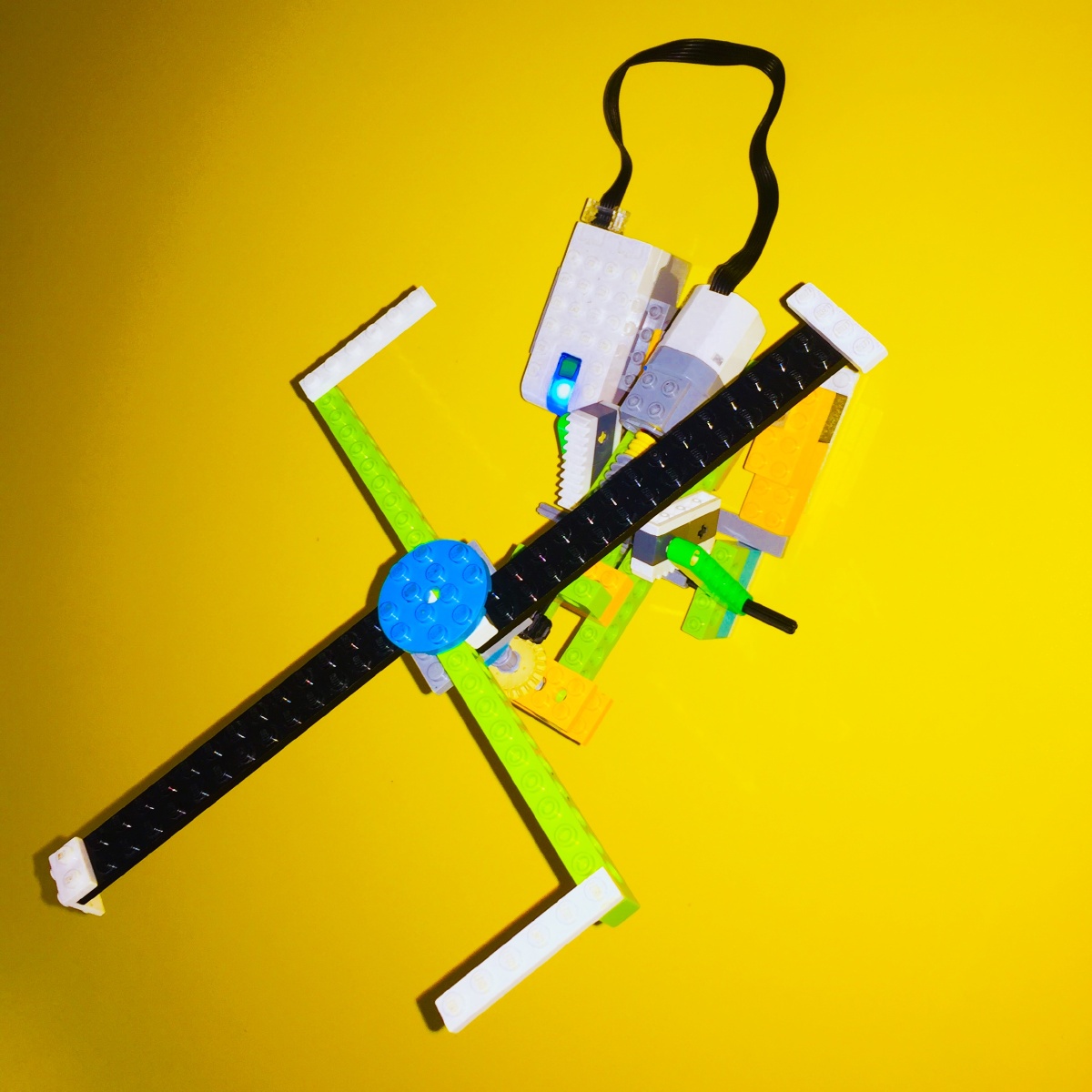 wedo 旋转飞椅 闪光灯