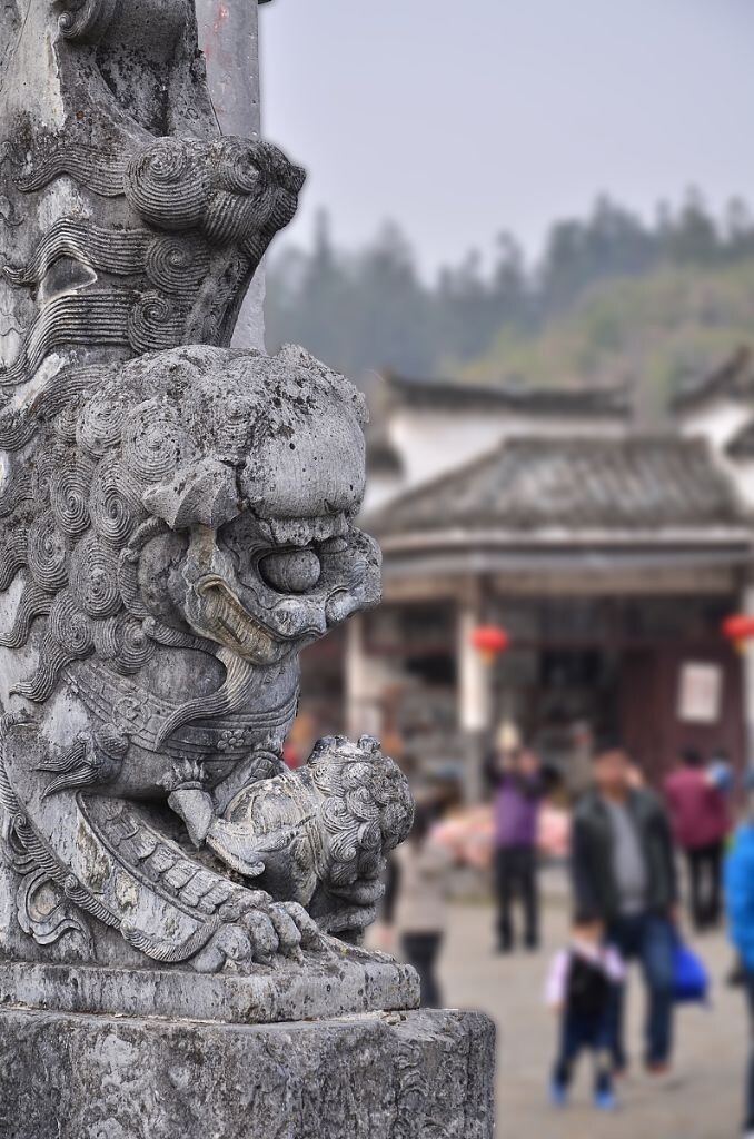 后期做了点背景虚化。