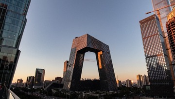 1297577