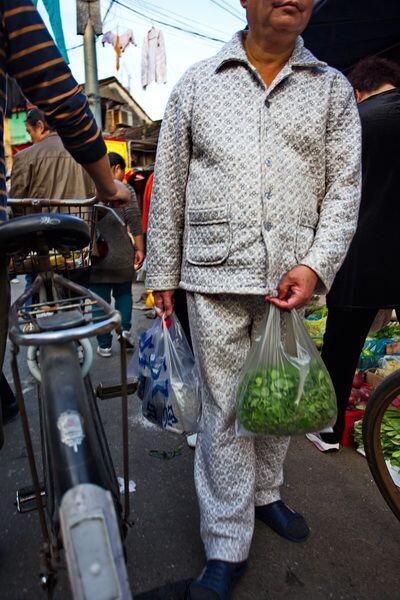 拥挤、随意、生活、服饰......