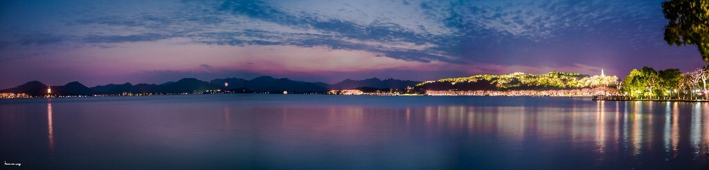 西湖傍晚余光景色