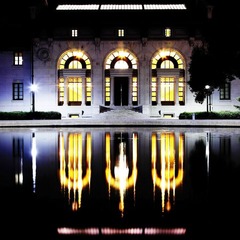 A building in Campus.