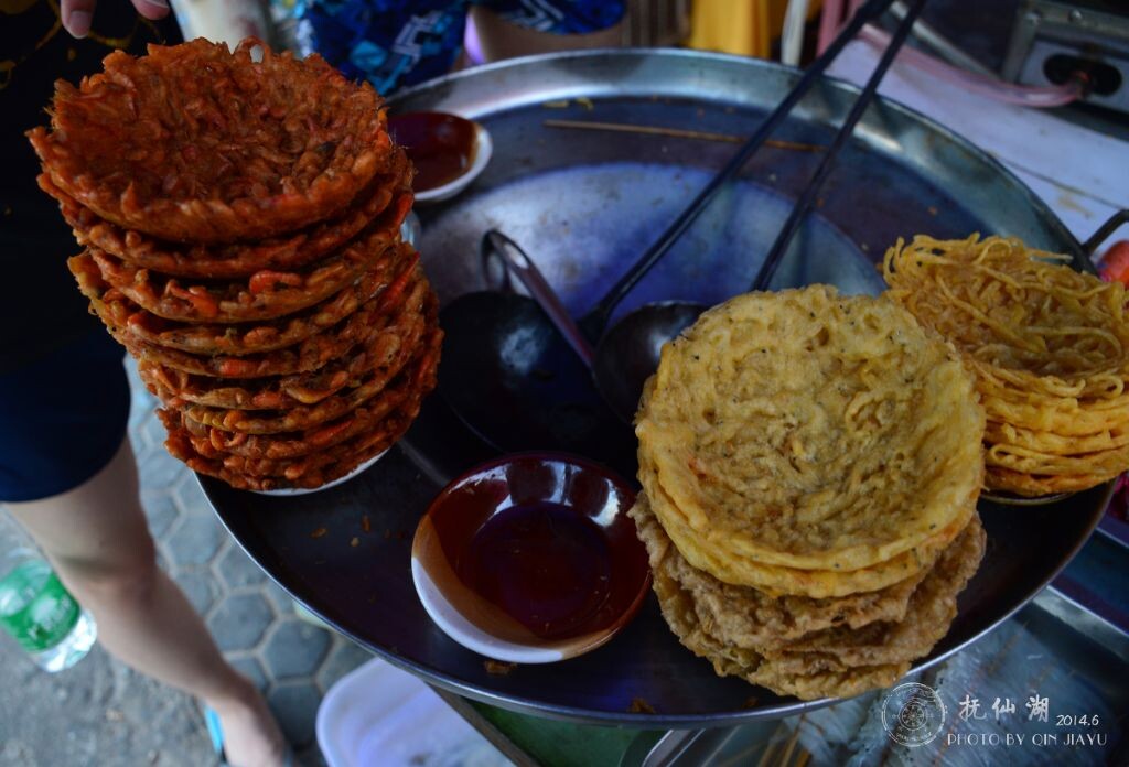 抚仙湖的炸虾饼
