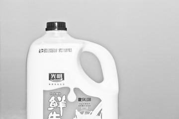 牛奶有毒