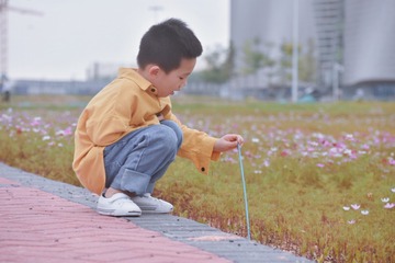 001