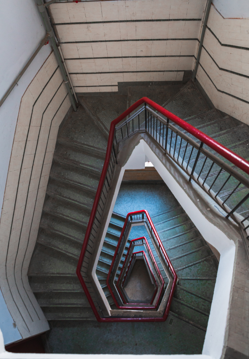 上海的小众网红打卡地——良友公寓,钻石?楼梯.