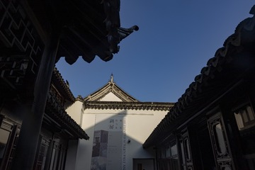 1644922