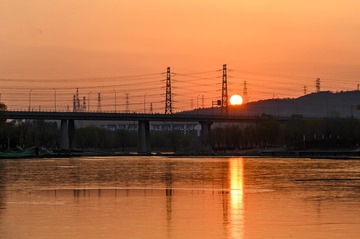 横趴
