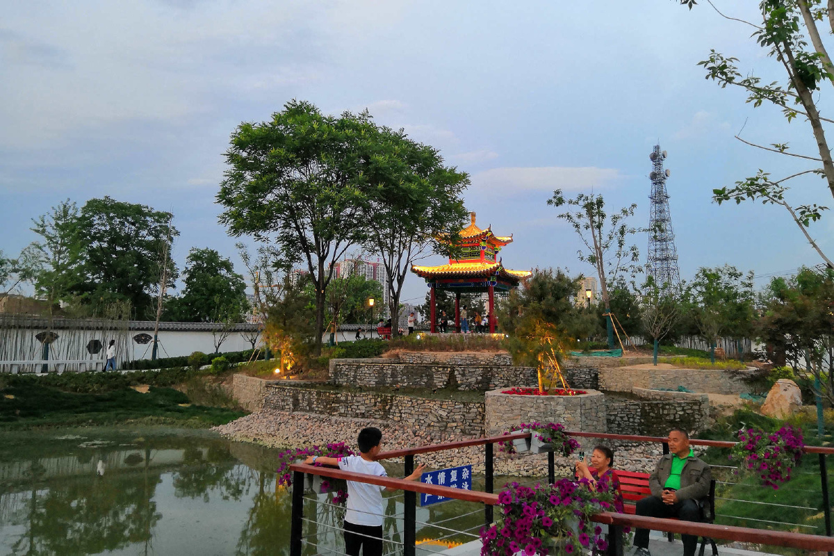 邢台市五一桥公园,2019年05月.骑乐融融王志明关注