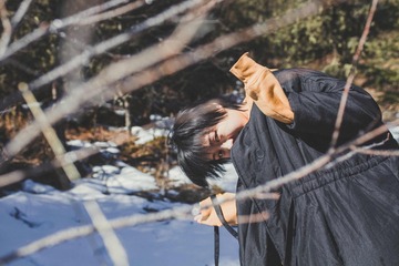 001