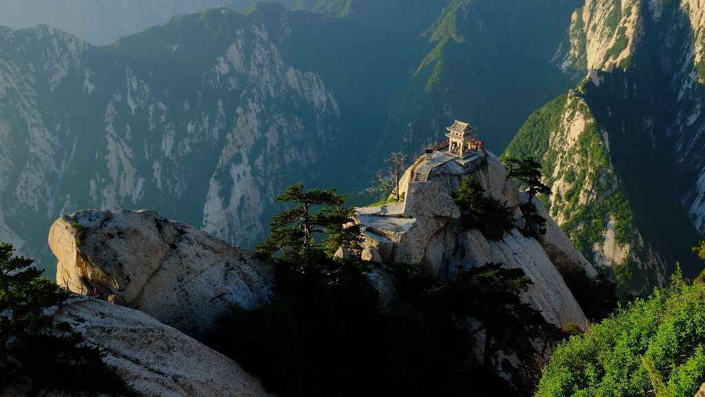 远眺华山