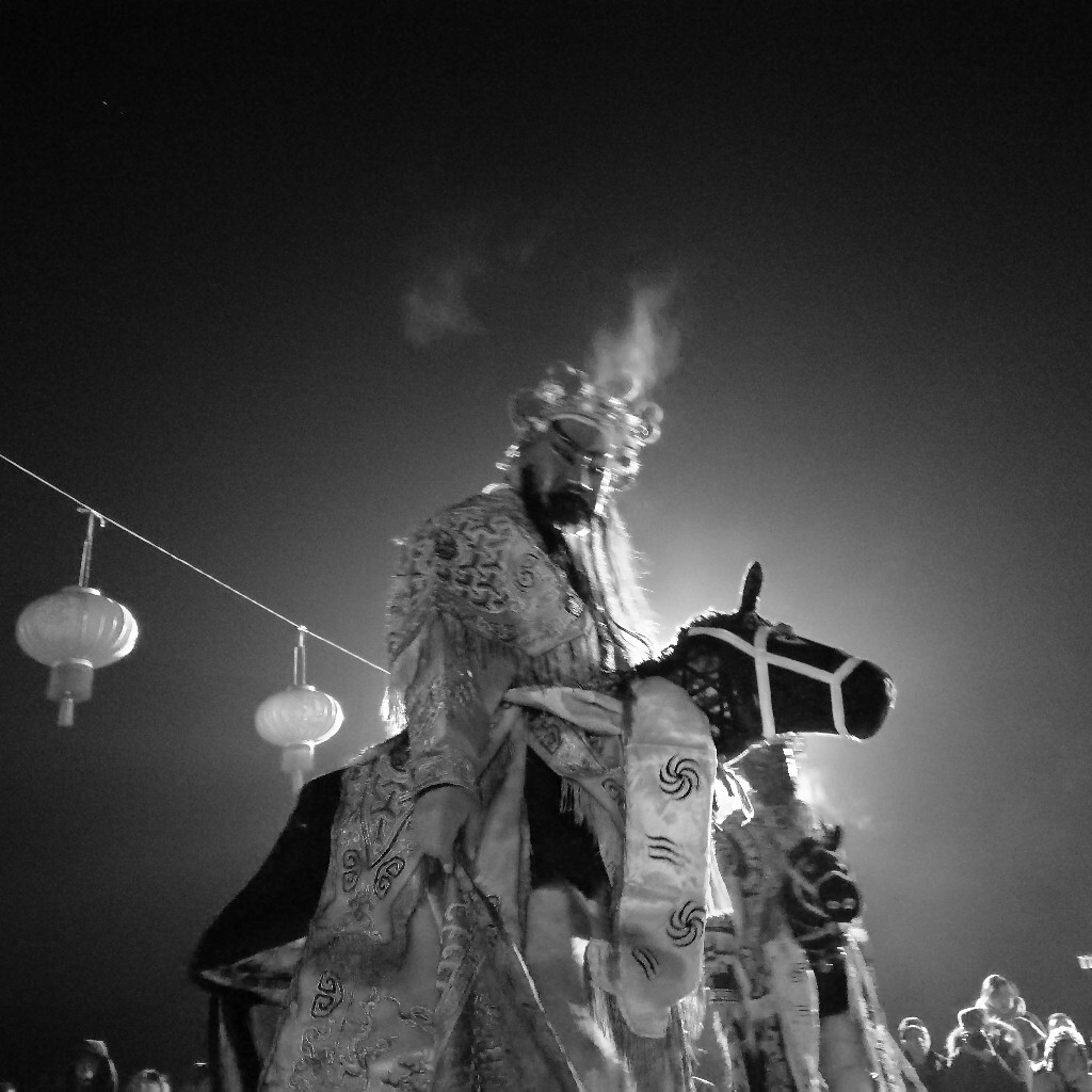 竹马有地马和高跷马两种，多扮成勇武之士，作征战状，如花关索、鲍三娘、鲍礼、鲍义，或者关羽和貂蝉。也有扮五猖者。