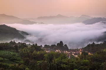 石潭人家