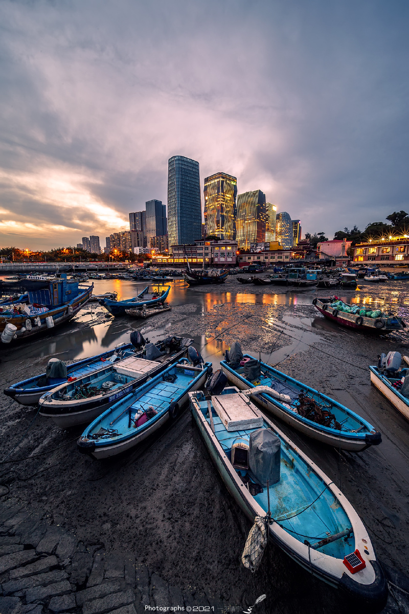 城市风光摄影何厝避风港by老蛙12mm富图宝p4三脚架不论城市发展华丽的