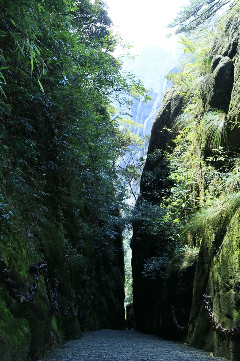 三清山一线天全景 - 平澹知道 - 图虫